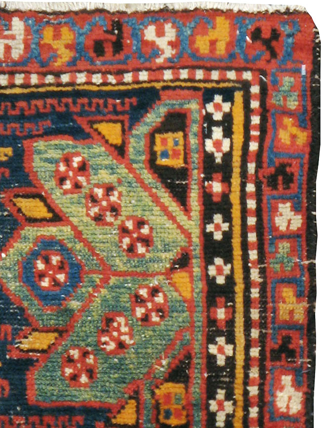 Antique Persian Northwest Rug, No.10003 - Gsblank