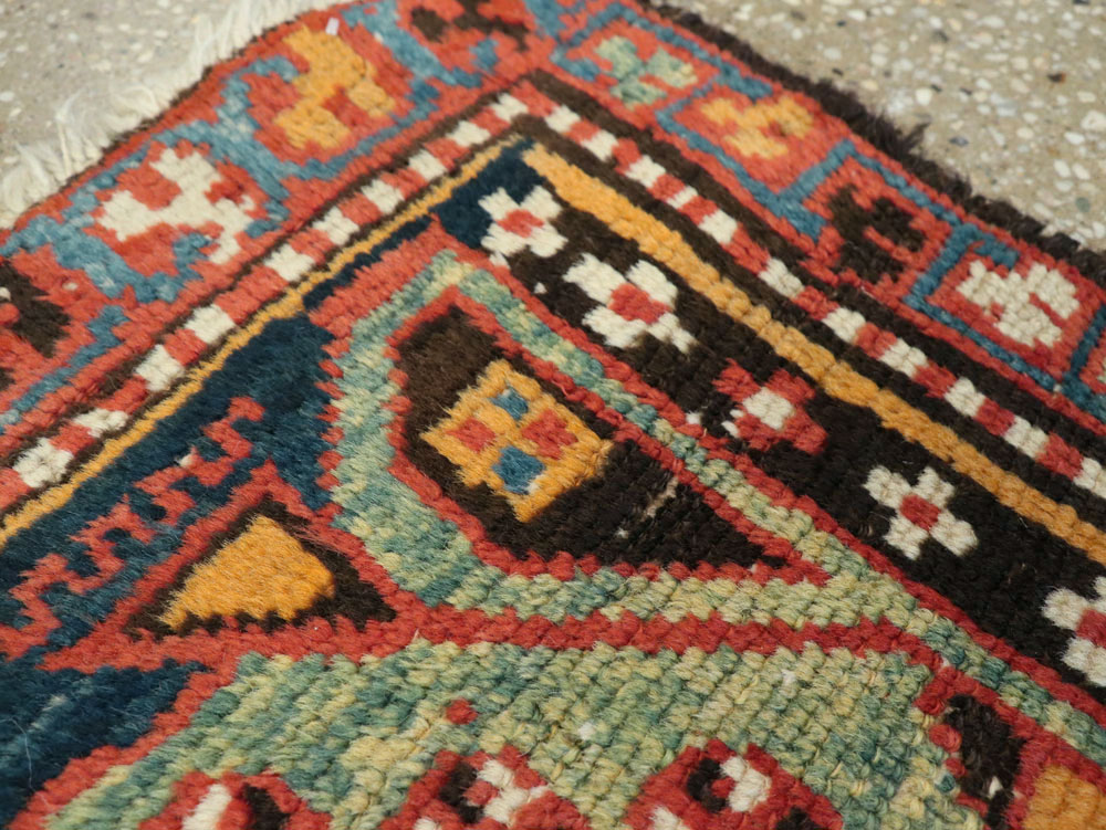 Antique Persian Northwest Rug, No.10003 - Gsblank