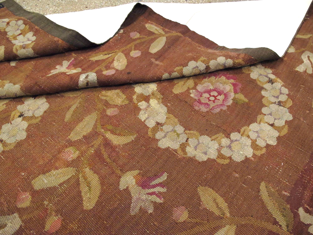 Antique French Aubusson Carpet, No.10022 - Gsblank
