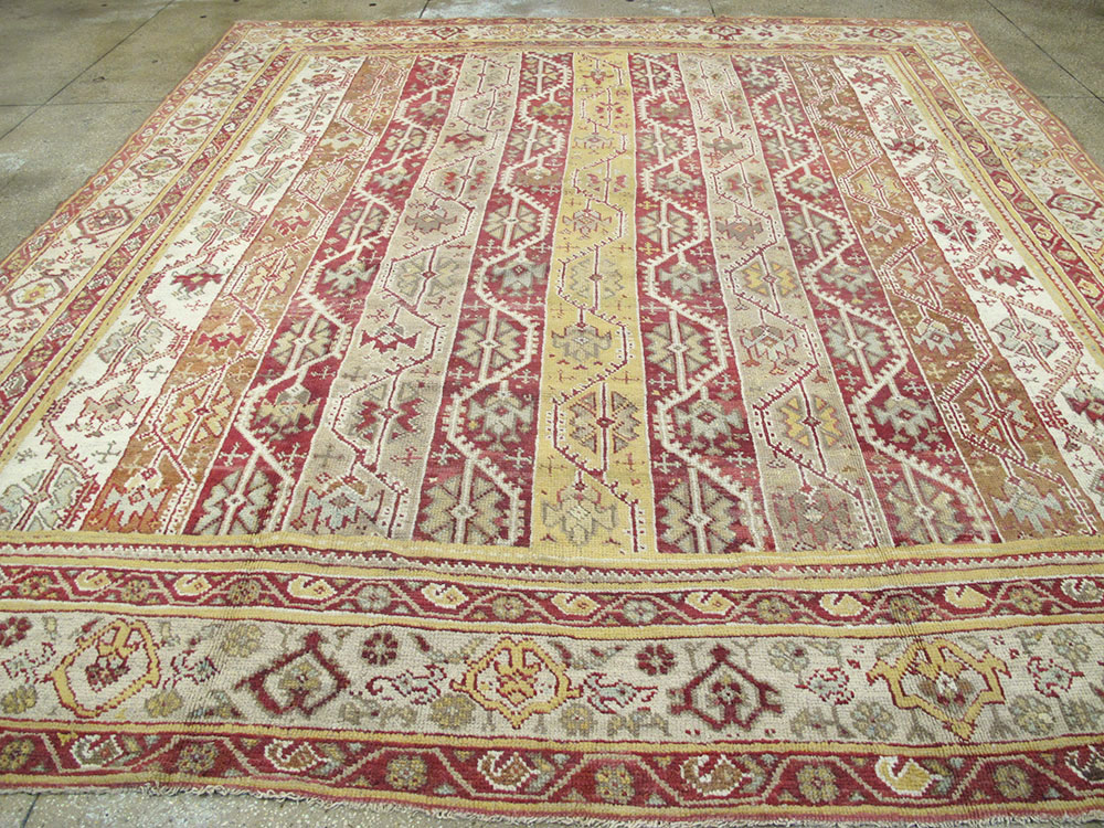Antique Turkish Oushak Carpet, No.10142 - Gsblank