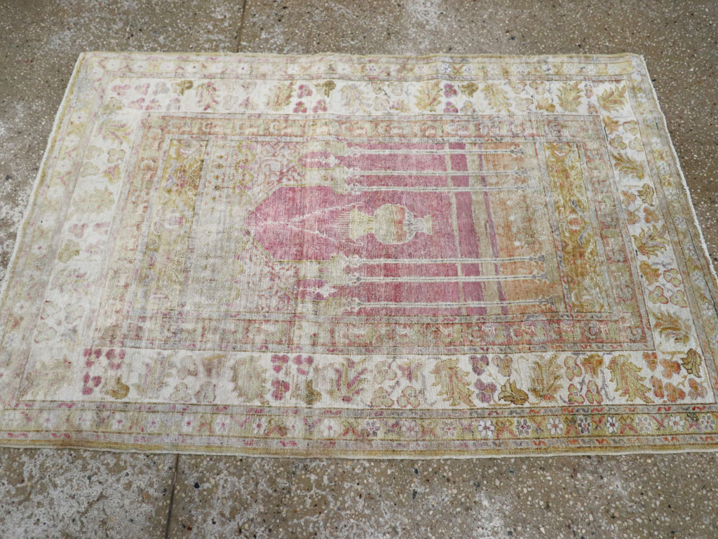 Antique Turkish Sivas Throw Rug, No.10175 - Gsblank