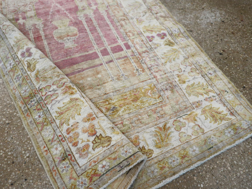 Antique Turkish Sivas Throw Rug, No.10175 - Gsblank