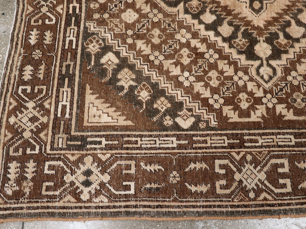Antique East Turkestan Khotan Accent Rug, No.10242 - Gsblank