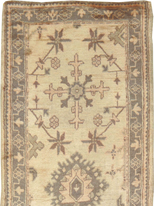 Antique Turkish Oushak Runner, No.10263 - Gsblank