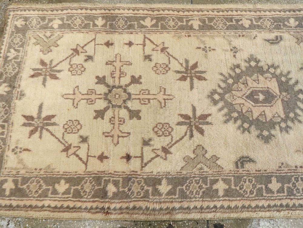 Antique Turkish Oushak Runner, No.10263 - Gsblank
