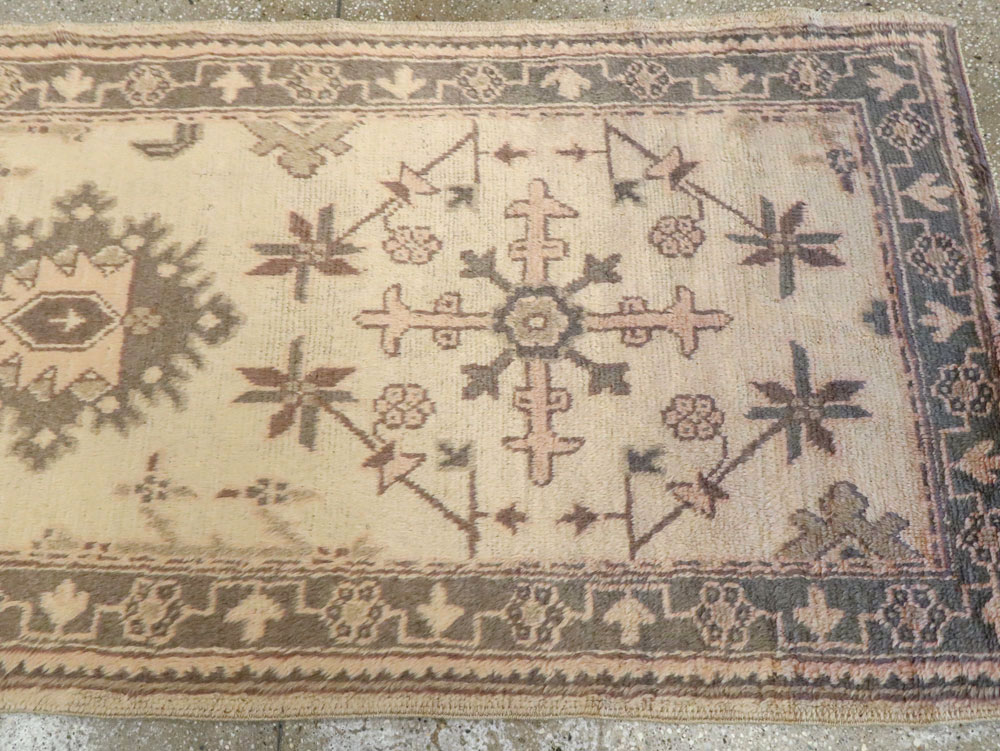 Antique Turkish Oushak Runner, No.10263 - Gsblank