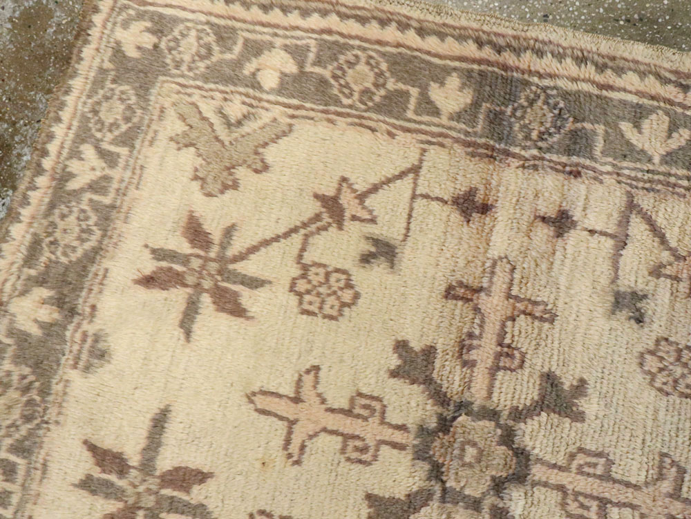 Antique Turkish Oushak Runner, No.10263 - Gsblank