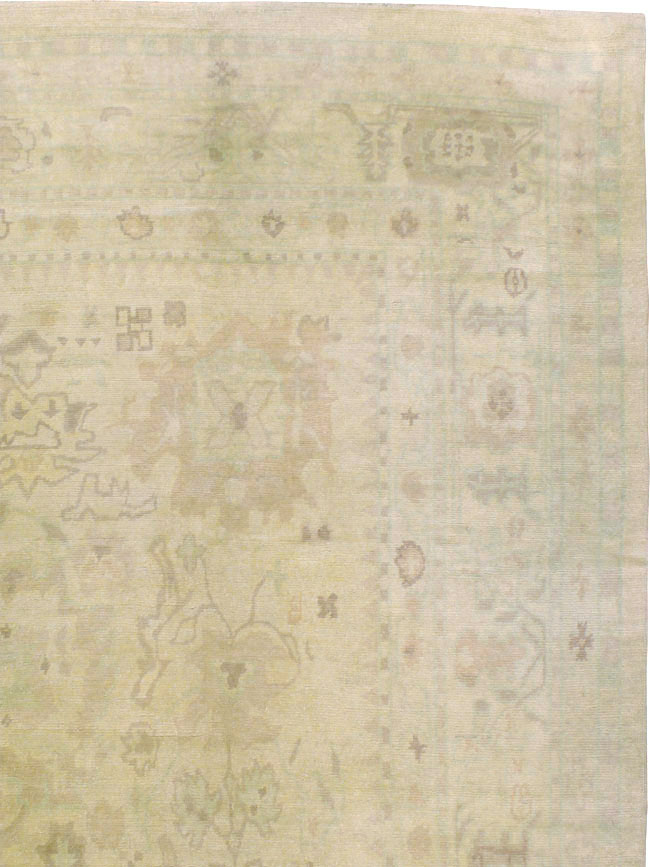 An Oushak Carpet, No.10280 - Gsblank
