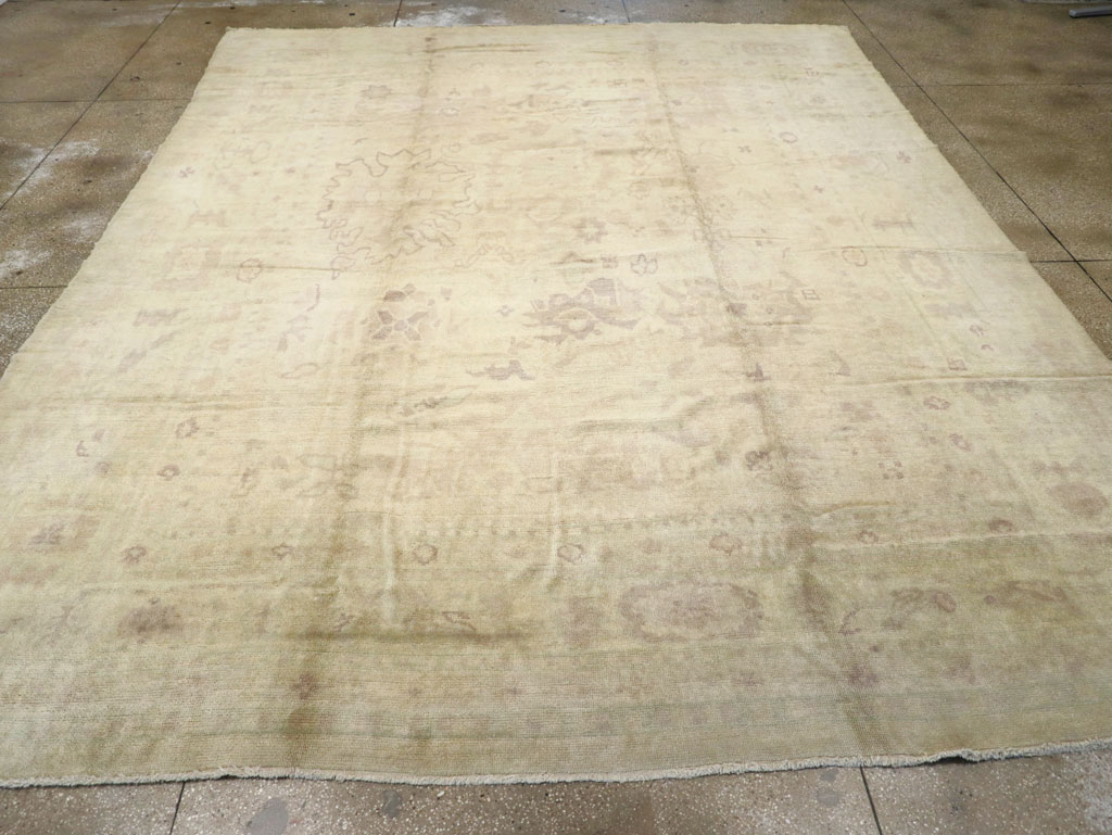 An Oushak Carpet, No.10280 - Gsblank