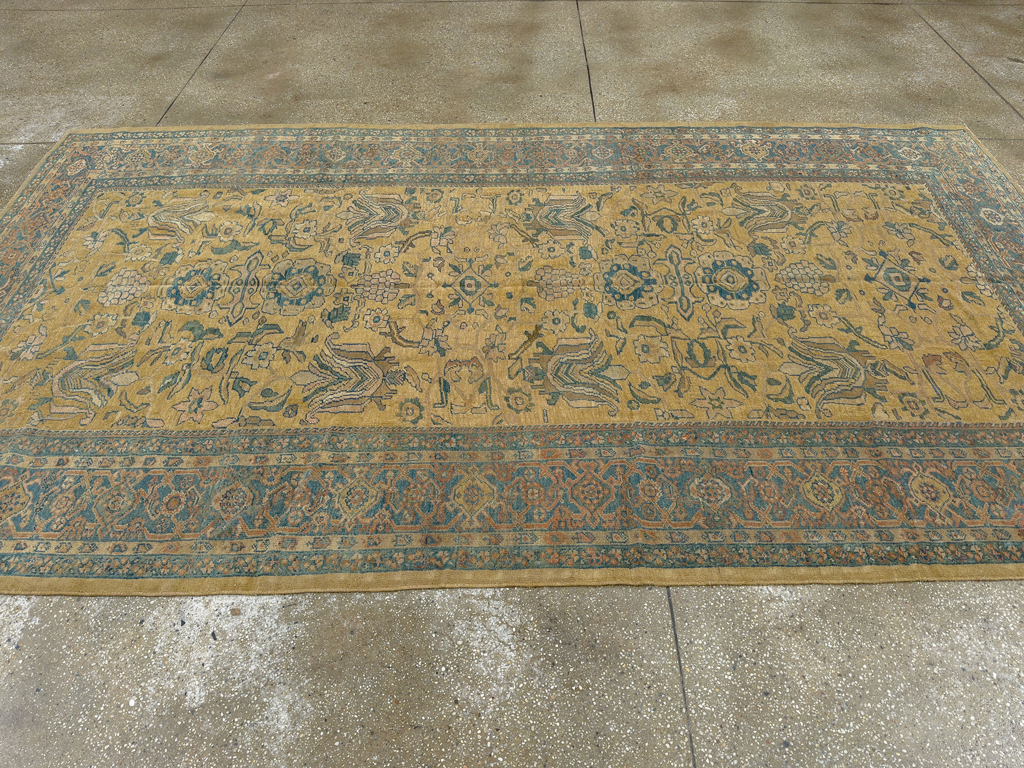 Antique Persian Mahal Gallery Carpet, No.10437 - Gsblank