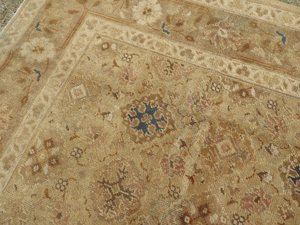 An Oushak Carpet, No.10630 - Gsblank