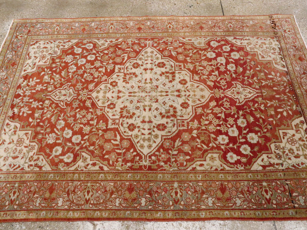 Antique Sarouk Fereghan Rug, No.10667 - Gsblank
