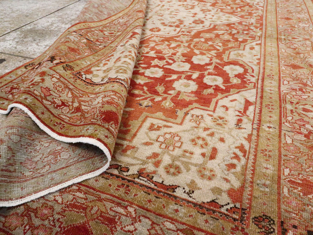 Antique Sarouk Fereghan Rug, No.10667 - Gsblank