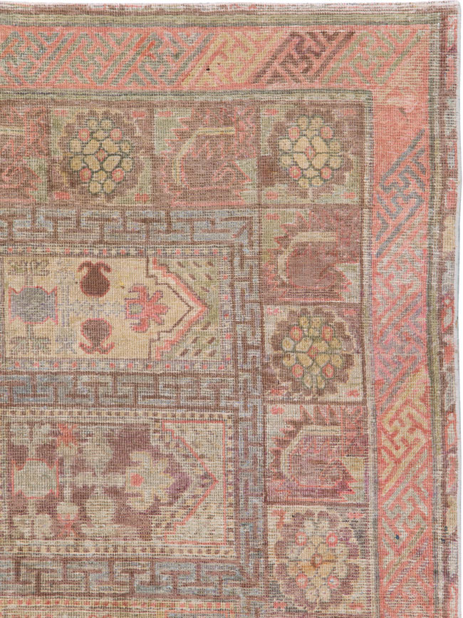 Antique East Turkestan Khotan Gallery Carpet, No.10772 - Gsblank