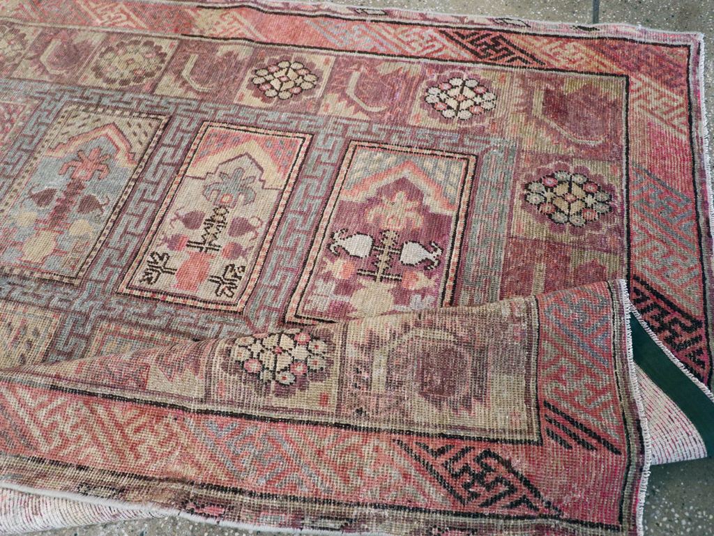 Antique East Turkestan Khotan Gallery Carpet, No.10772 - Gsblank
