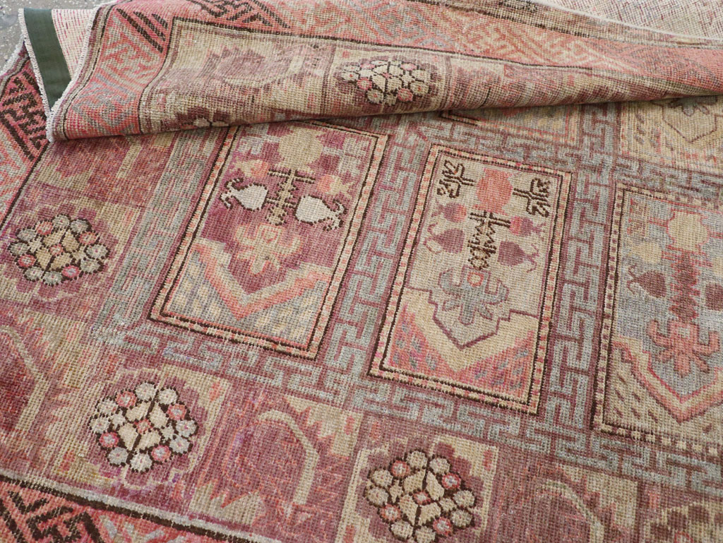 Antique East Turkestan Khotan Gallery Carpet, No.10772 - Gsblank
