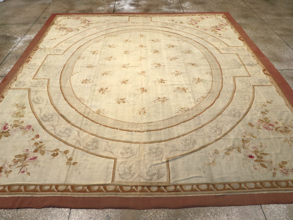 Antique French Aubusson Carpet, No.10892 - Gsblank