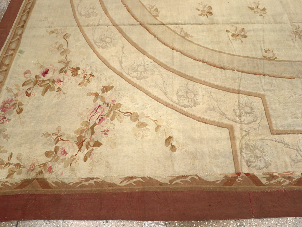 Antique French Aubusson Carpet, No.10892 - Gsblank