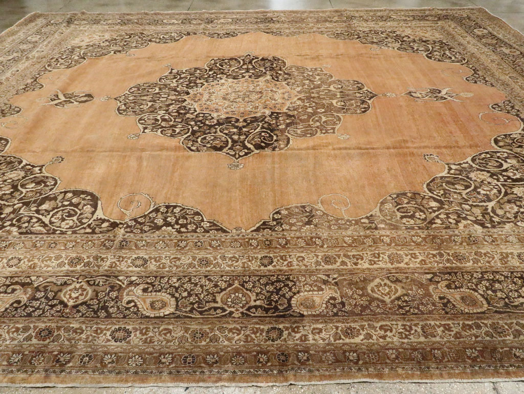 A Tabriz Carpet, No.10910 - Gsblank