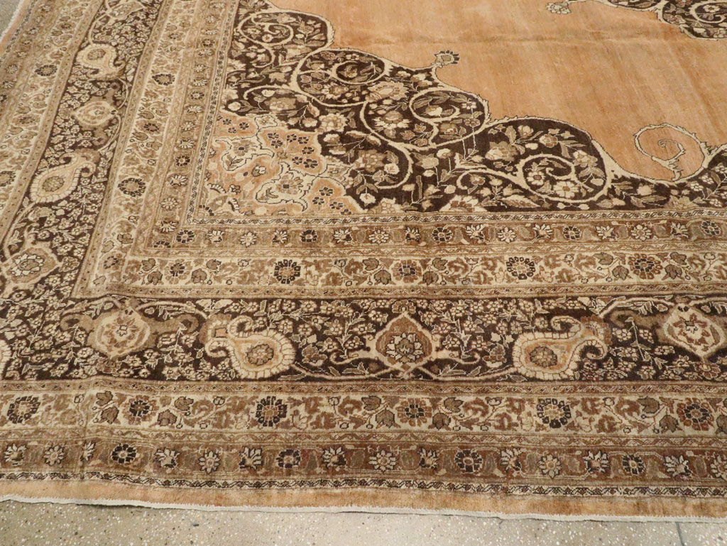 A Tabriz Carpet, No.10910 - Gsblank