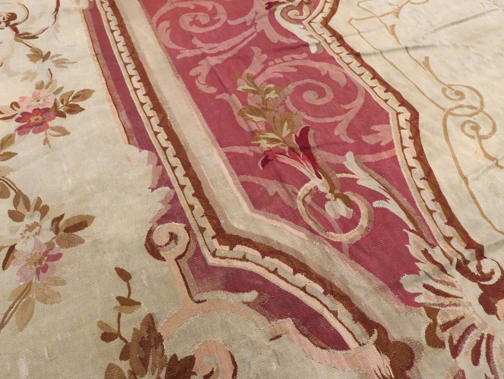 Antique French Aubusson Carpet, No.10969 - Gsblank