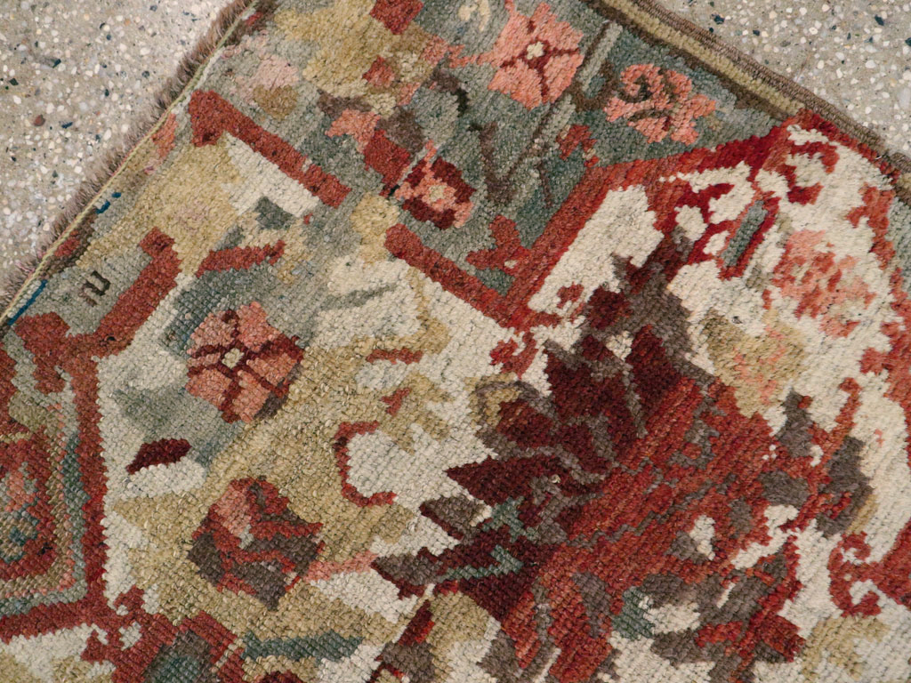 Antique Caucasian Karabagh Rug, No.11066 - Gsblank