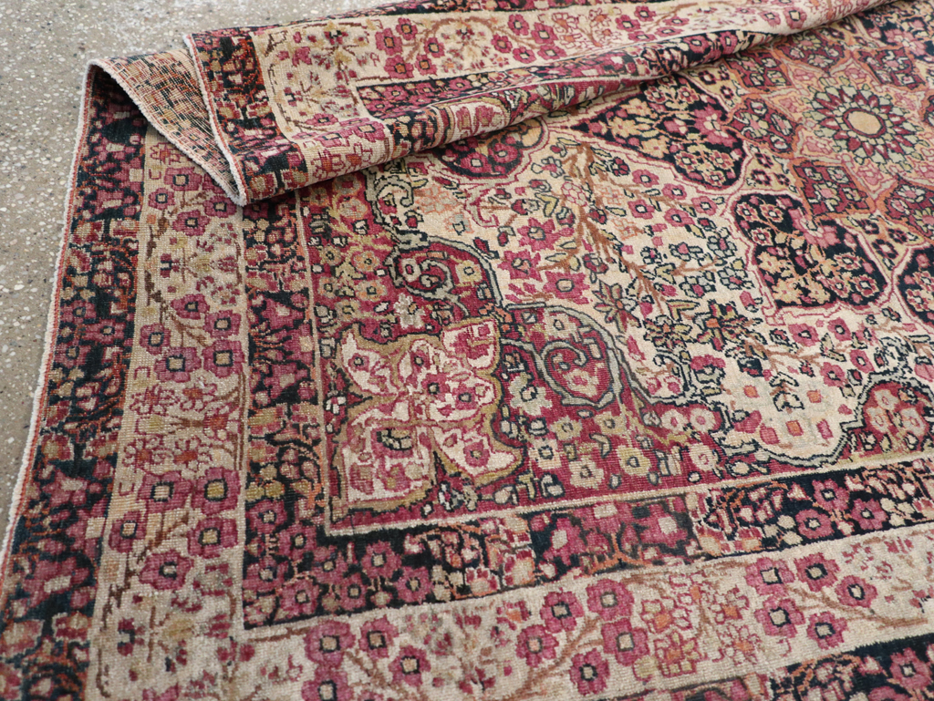 Antique Persian Lavar Kerman Rug, No.11251 - Gsblank