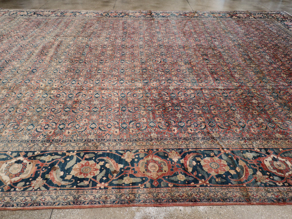 Antique Persian Tabriz Carpet, No.11379 - Gsblank