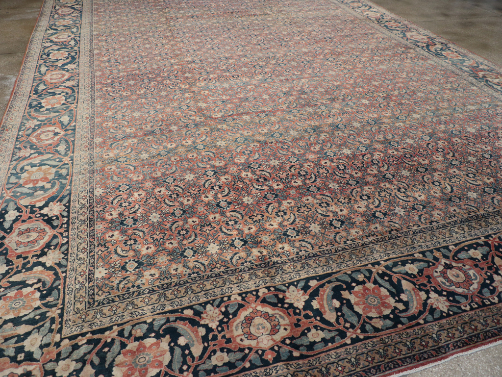 Antique Persian Tabriz Carpet, No.11379 - Gsblank
