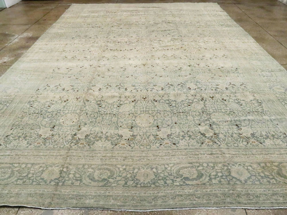 Antique Persian Tabriz Carpet, No.11436 - Gsblank