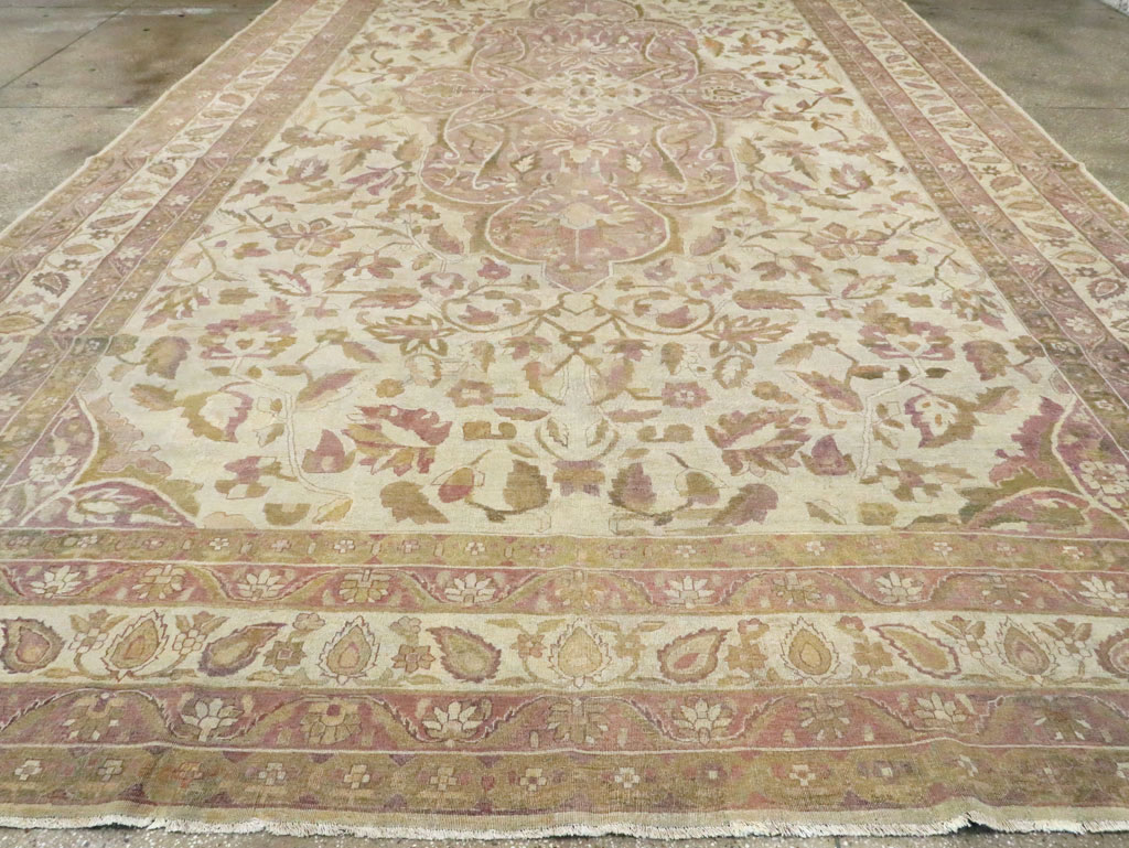 Antique Indian Amritsar Carpet, No.11443 - Gsblank