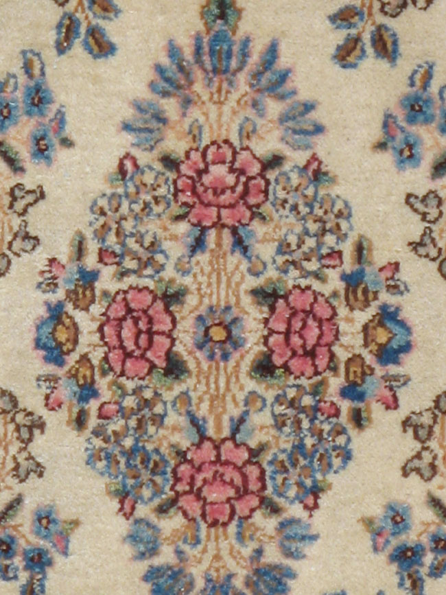 Vintage Persian Kerman Carpet, No.11449 - Gsblank