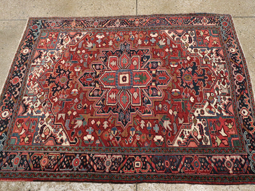 Vintage Persian Heriz Carpet, No.11529 - Gsblank