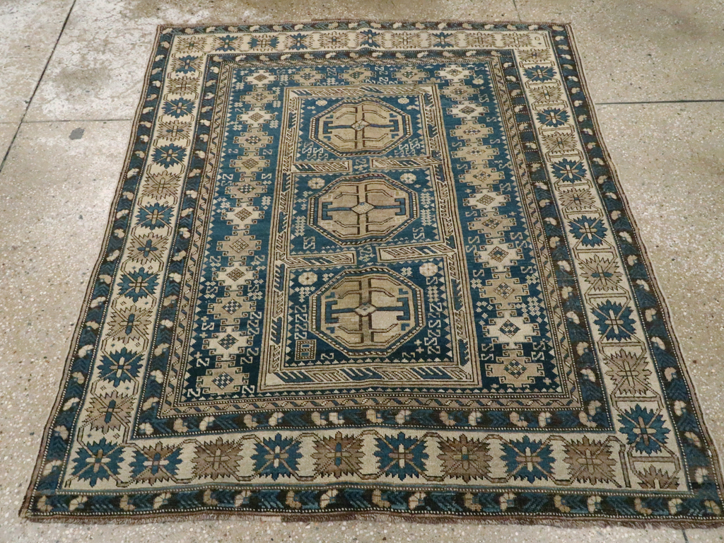 Antique Caucasian Shirvan Rug, No.11616 - Gsblank
