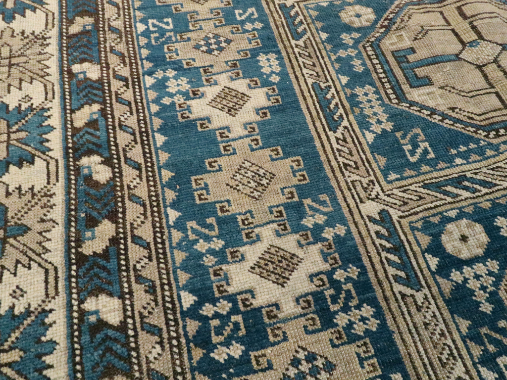 Antique Caucasian Shirvan Rug, No.11616 - Gsblank