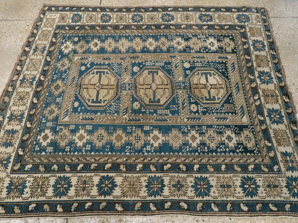 Antique Caucasian Shirvan Rug, No.11616 - Gsblank