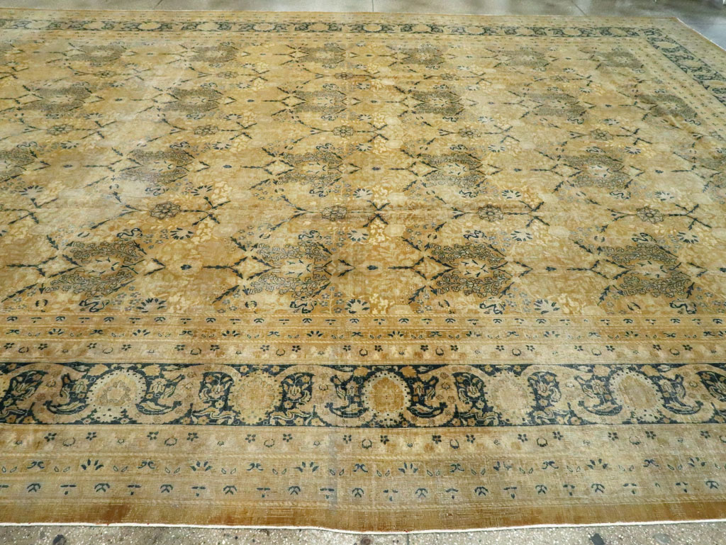 Antique Indo-Tabriz Carpet, No.11637 - Gsblank