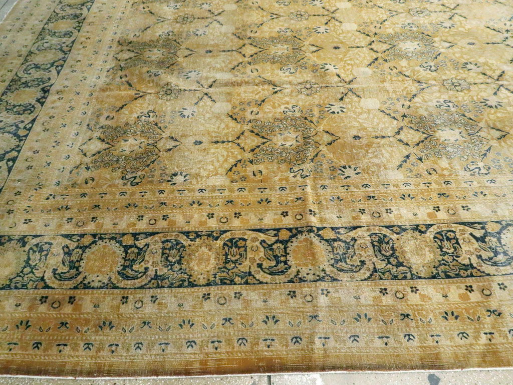 Antique Indo-Tabriz Carpet, No.11637 - Gsblank