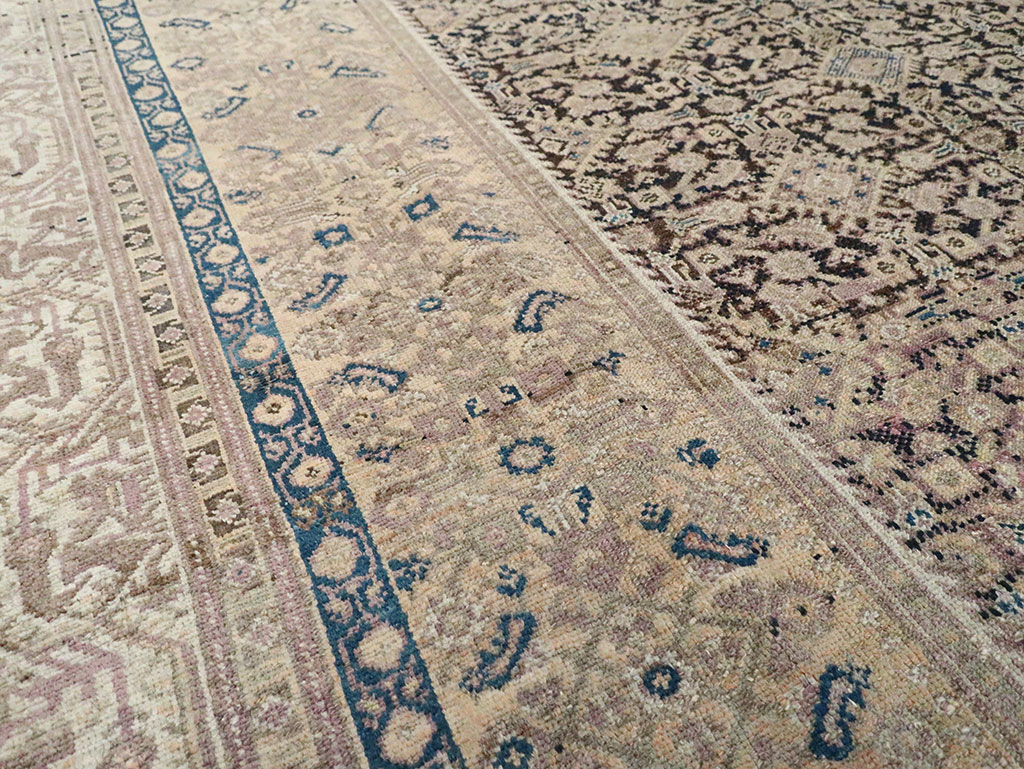Antique Persian Malayer Gallery Carpet, No.11685 - Gsblank
