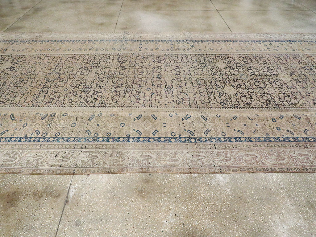 Antique Persian Malayer Gallery Carpet, No.11685 - Gsblank