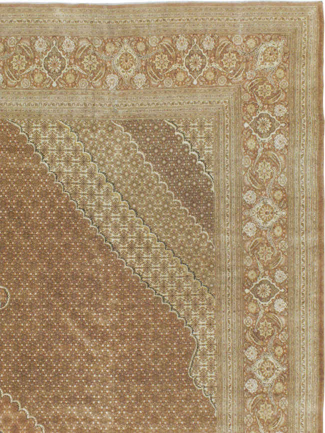 Vintage Persian Tabriz Carpet, No.11740 - Gsblank