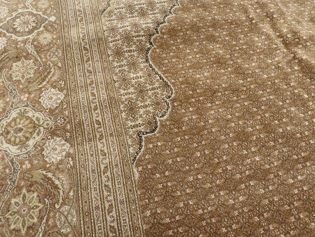 Vintage Persian Tabriz Carpet, No.11740 - Gsblank