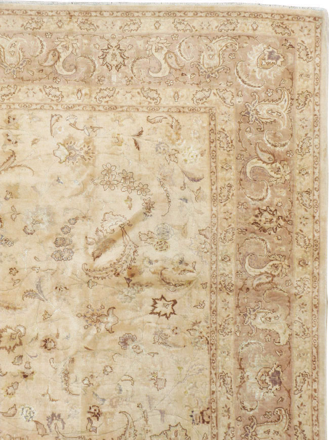 Vintage Persian Tabriz Carpet, No.11787 - Gsblank