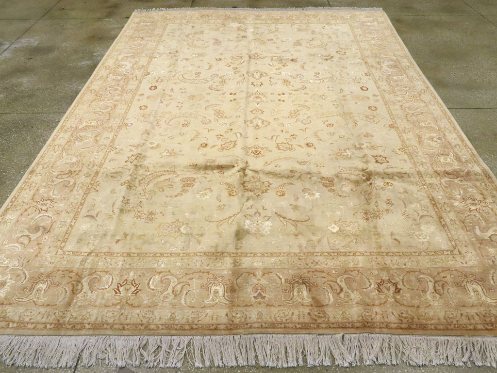 Vintage Persian Tabriz Carpet, No.11787 - Gsblank