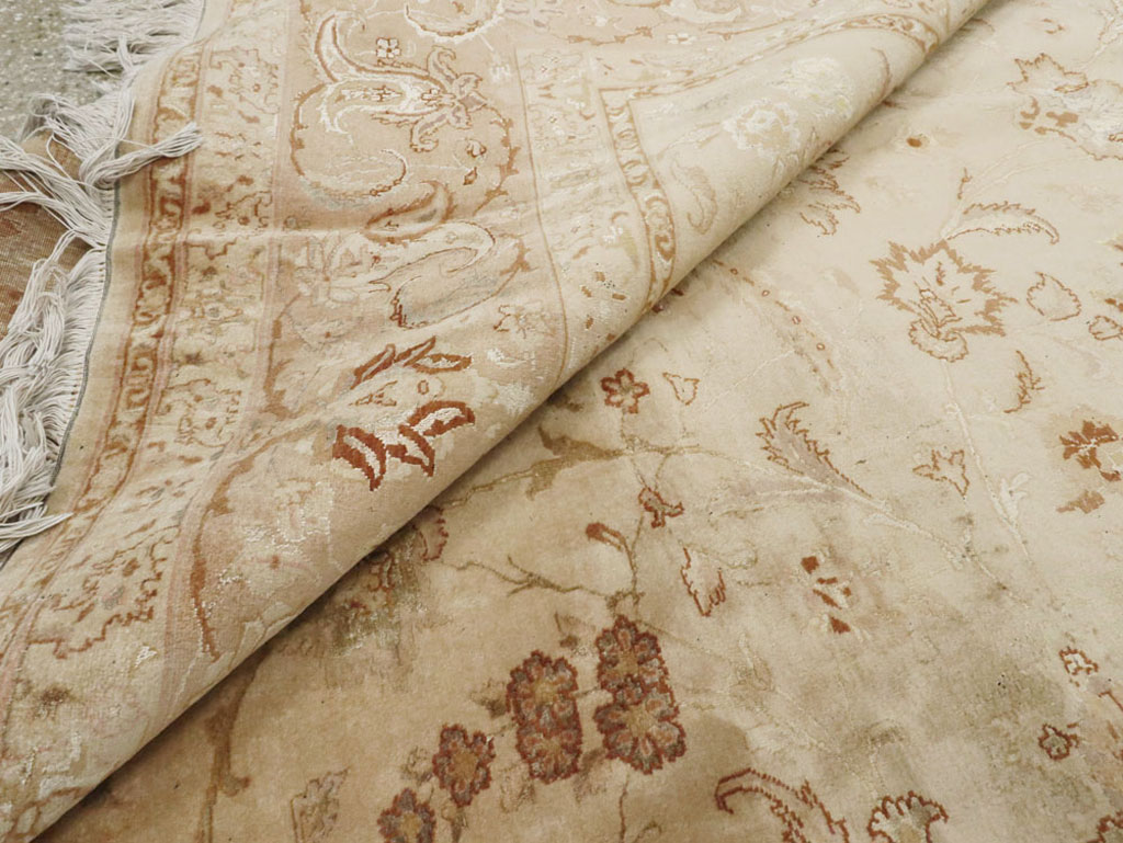 Vintage Persian Tabriz Carpet, No.11787 - Gsblank