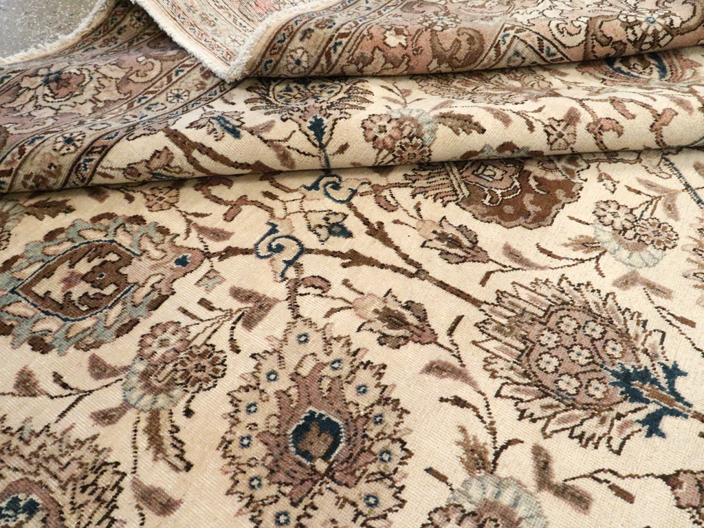Vintage Persian Tabriz Carpet, No.11792 - Gsblank