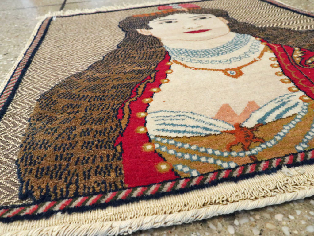 Vintage Persian Tabriz Pictorial Rug, No.11838 - Gsblank