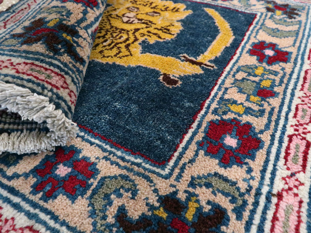 Vintage Persian Hamadan Pictorial Rug, No.11843 - Gsblank