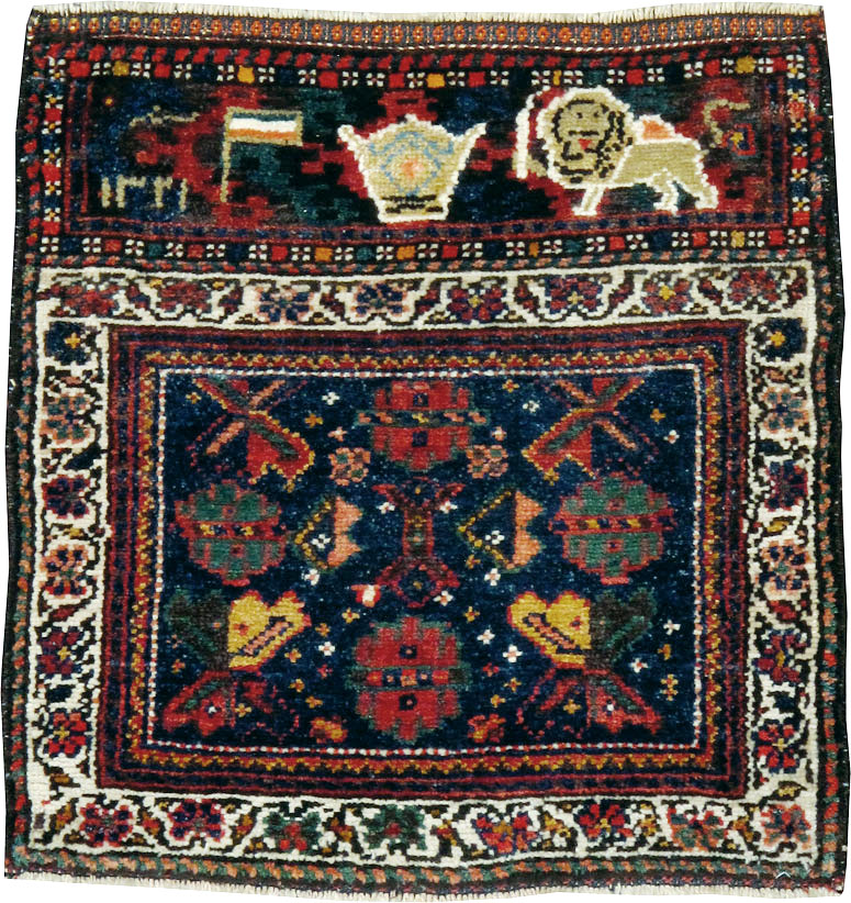 Antique Persian Pictorial Bag Face Rug, No.11845 - Gsblank
