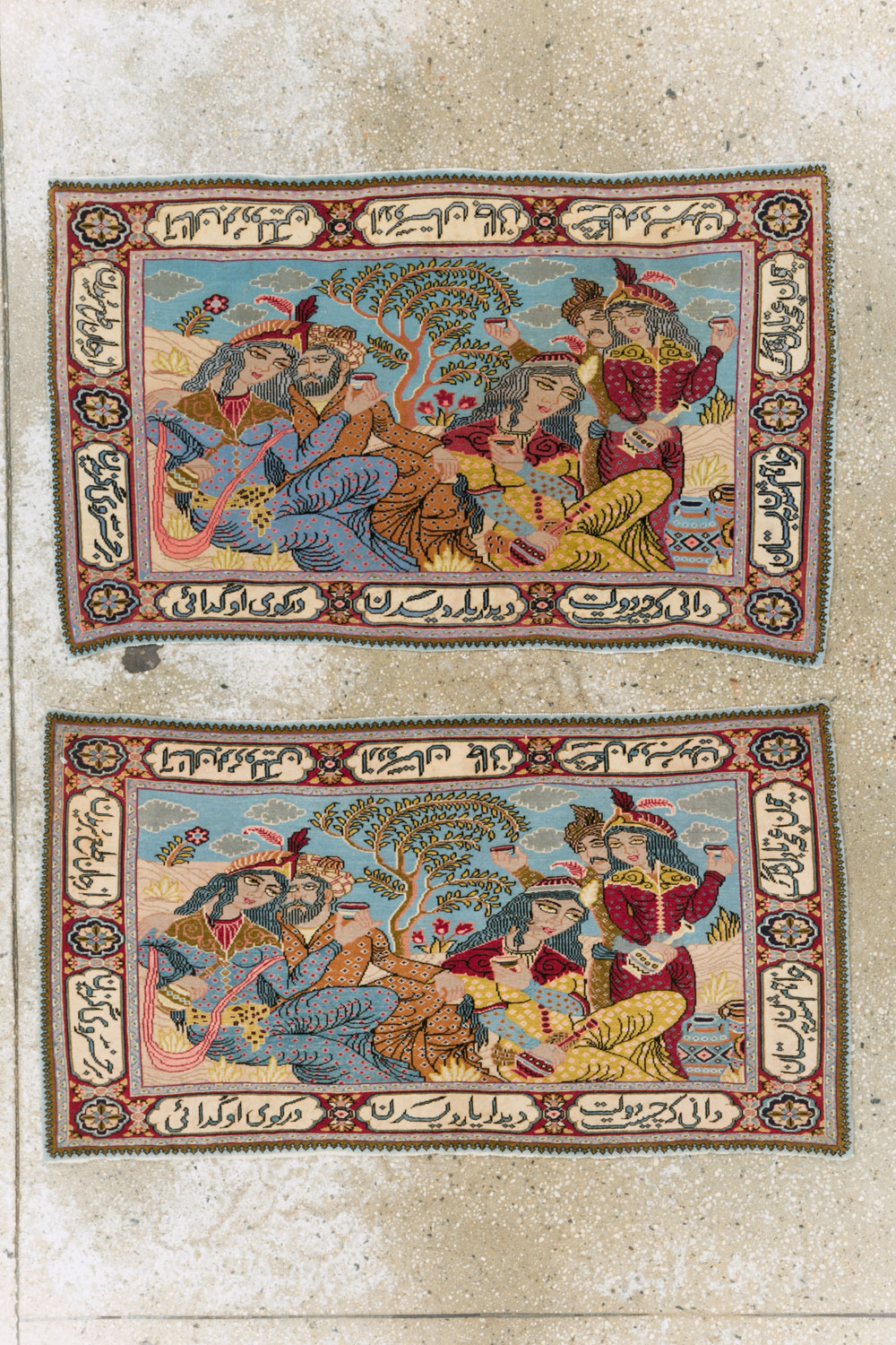 Vintage Persian Tabriz Pictorial Rug (Pair: 2 of 2), No.11846 - Gsblank